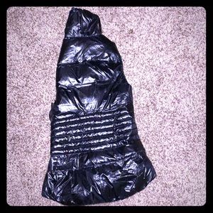 Lululemon black down vest.